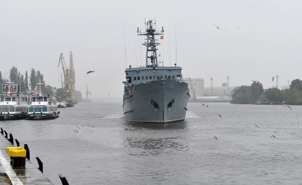 Marynarka wojenna? Zróbmy referendum