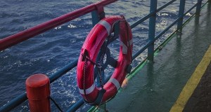 Marynarze uwolnieni po miesiącu niewoli. Wśród nich Polak