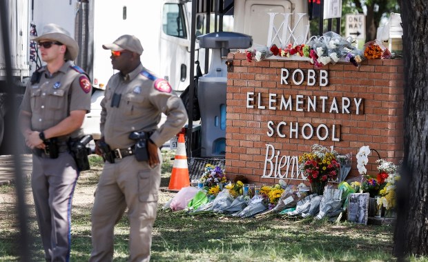 Masakra w szkole w Teksasie. Sprawca ostrzegał w internecie o swoich zamiarach