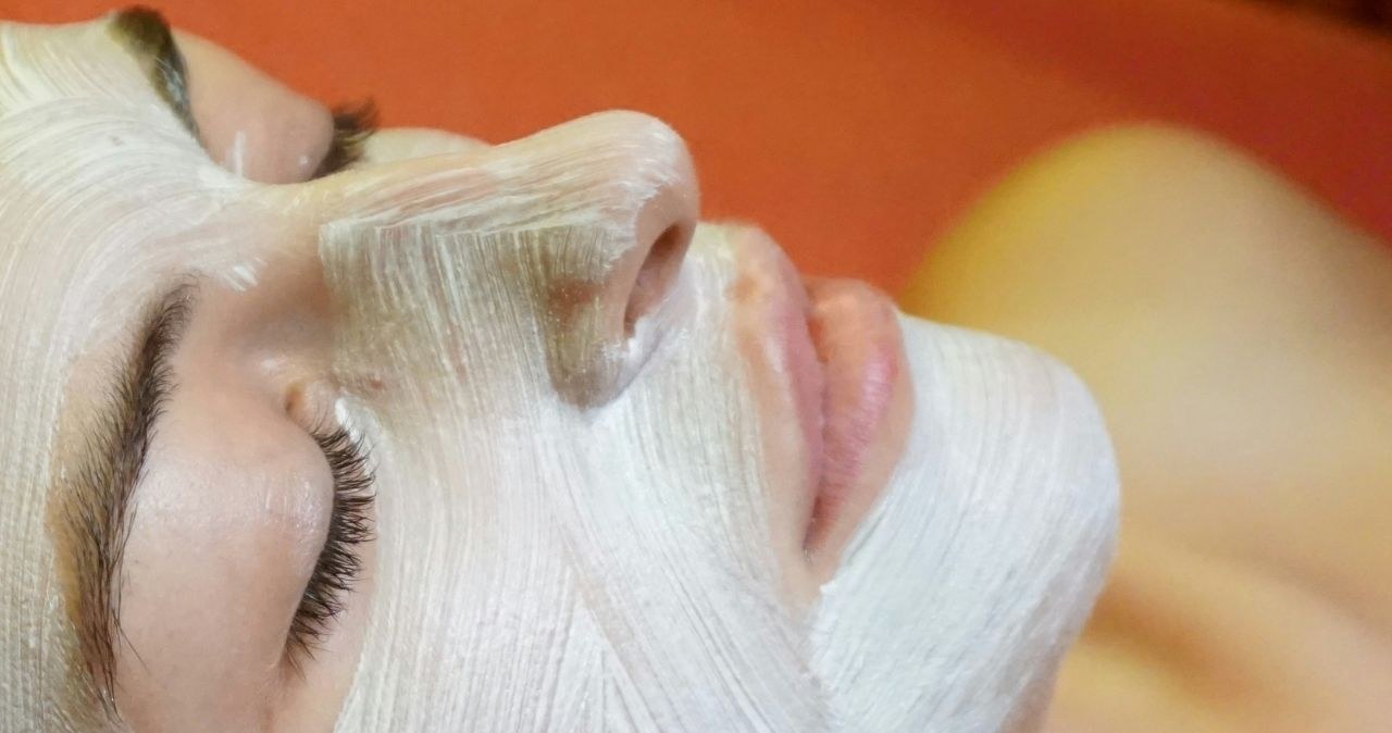 Maseczka z naturalnych produktów działa lepiej niż lifting /Dorothea Maltzkorn /unsplash.com