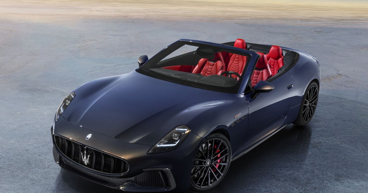 Maserati GranCabrio to wersja GranTurismo z otwartym dachem. /materiały prasowe