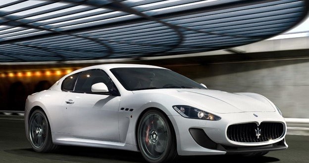 Maserati granturismo stradale /Informacja prasowa