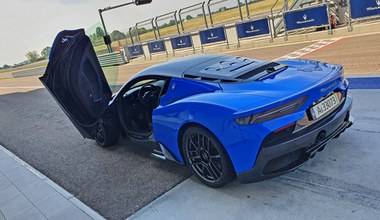 Maserati MC20 na torze Autodromo di Modena