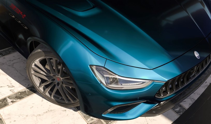 Maserati określa Ghibli 334 Ultima mianem "najszybszego sedana na świecie". /materiały prasowe