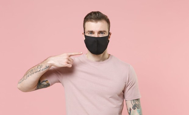 'Mask Mouth', czyli do czego może doprowadzić noszenie brudnej maseczki