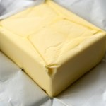 Masło najtańsze od lat. Powodów jest kilka