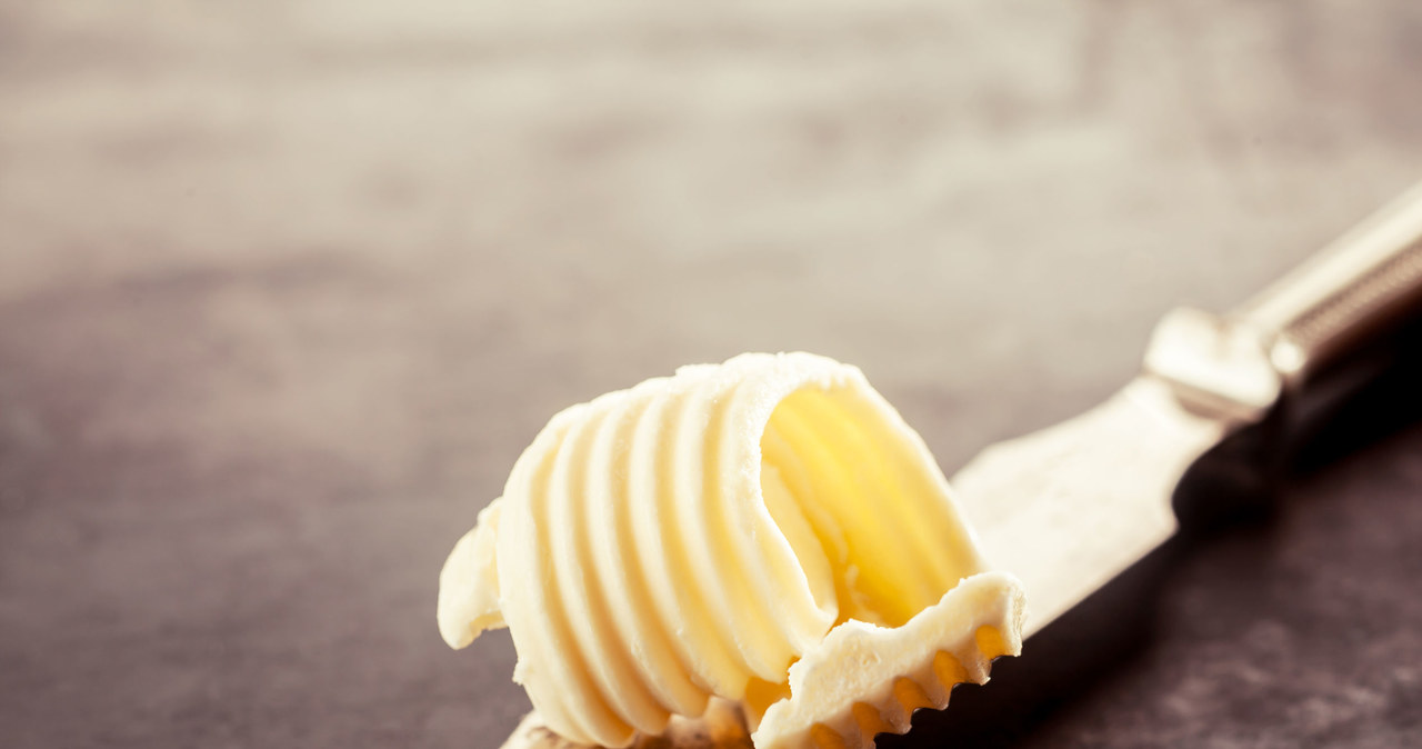Masło nie jest problematycznym pokarmem, jeśli chodzi o nietolerancję laktozy /123RF/PICSEL