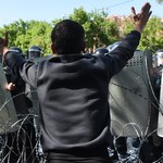 Masowe strajki w Armenii. Lider opozycji ogłasza początek aksamitnej rewolucji