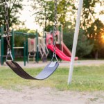 Śląsk Masowe zatrucia u dzieci w Polsce. Skażone są m.in. place zabaw