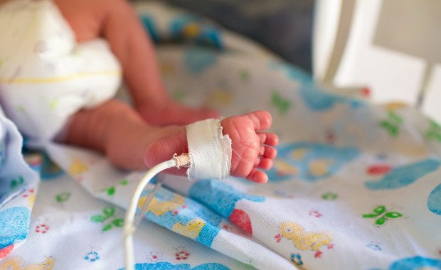 "Masowe zgony niemowląt" w krótkim czasie. Co się dzieje w rosyjskim szpitalu?