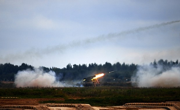 Masowy ostrzał obwodu chersońskiego. Nie żyje 7 cywilów [ZAPIS RELACJI]