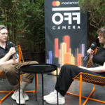 Mastercard OFF Camera. Tomasz Włosok żegna się z "Kulej. Dwie strony medalu". Co mu zawdzięcza?