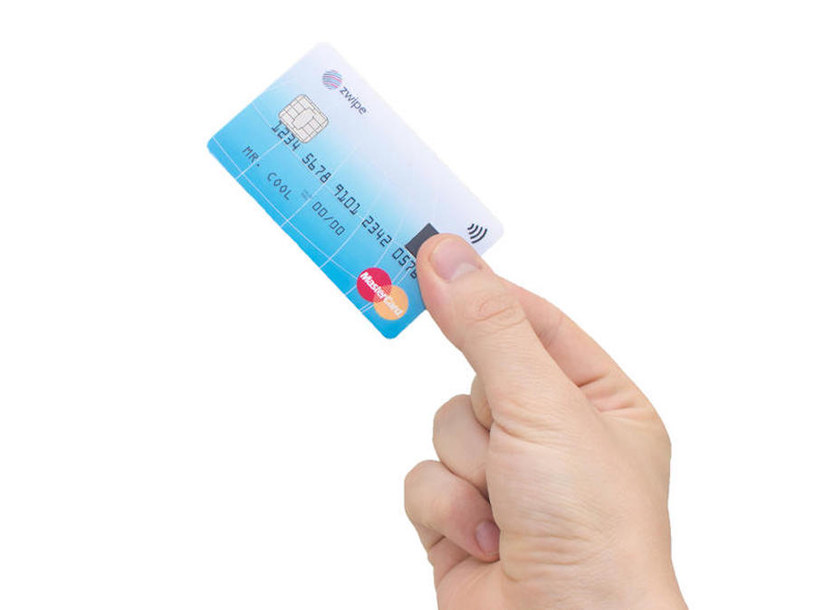 MasterCard prezentuje pierwszą na świecie kartę płatniczą z czytnikiem linii papilarnych. /materiały prasowe
