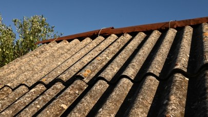 Masz azbest na dachu? Ważna decyzja resortu rolnictwa