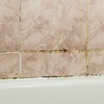 Masz dość ciągłego szorowania fug? Zrób to, a przestaną się brudzić