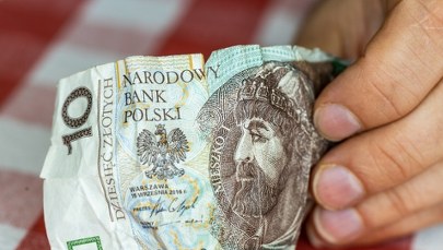 Masz w portfelu uszkodzone pieniądze? Lepiej je wymień, za chwilę będzie za późno