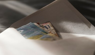 ​Masz zaproszenie na wesele? Tyle powinieneś włożyć do koperty