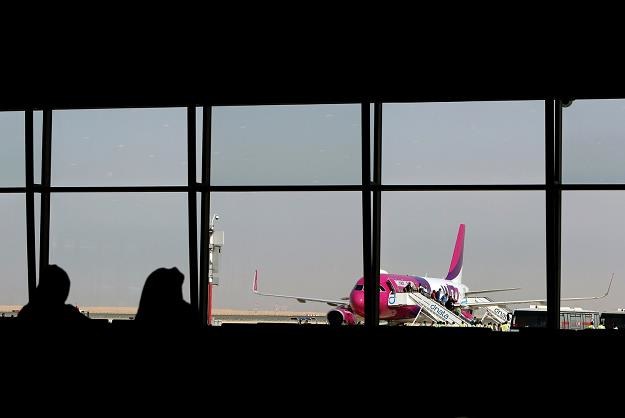 Maszyna Wizz Air na lotnisku Al-Maktoum w Dubaju /AFP