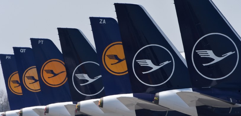 Maszyny linii Lufthansa na lotnisku im. Franza Josefa Straussa w Monachium /AFP
