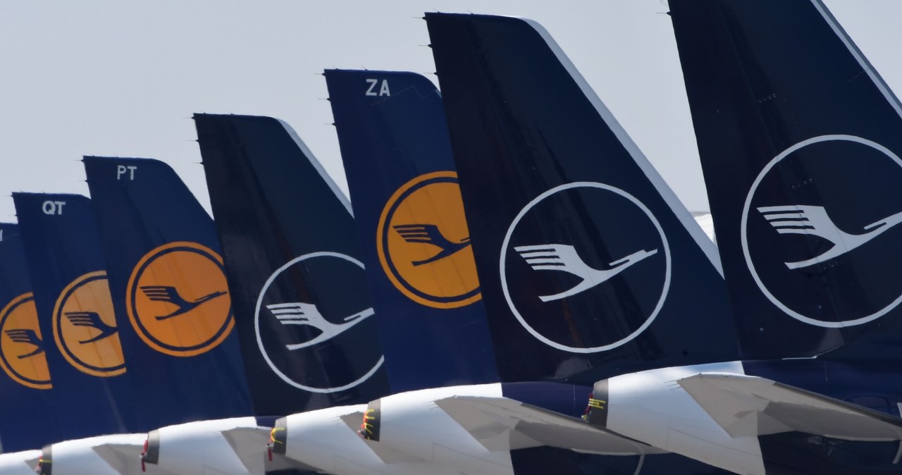 Maszyny linii Lufthansa na lotnisku im. Franza Josefa Straussa w Monachium /AFP