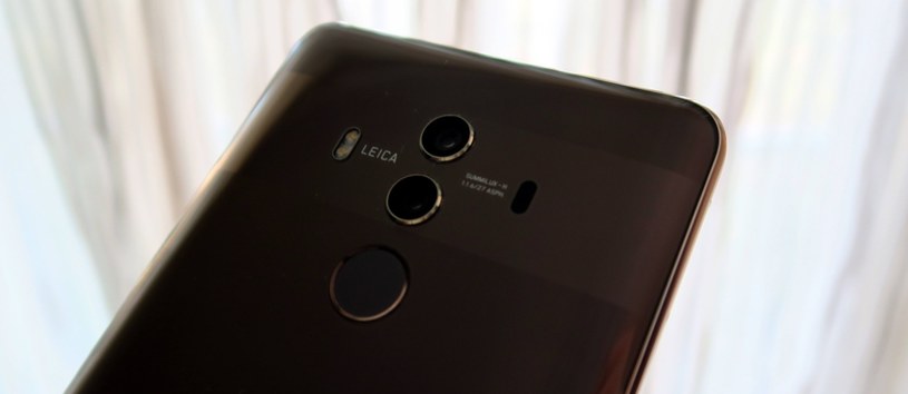 Mate 10 Pro ma charakterystyczne dla urządzeń Huaweia dwa obiektywy /INTERIA.PL