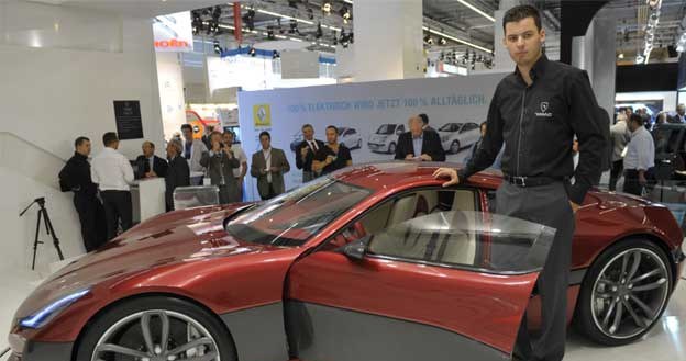 Mate Rimac  i jego rimac concept one /AFP