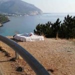 Materac z widokiem na zatokę. Turyści ukarani grzywną na Sardynii