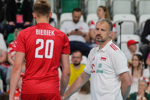 Mateusz Bieniek i trener Nikola Grbić /Zbigniew Meissner /PAP