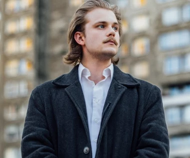 Mateusz Gędek: "Nie chciałem śpiewać kolejnej piosenki o niespełnionej miłości" [WYWIAD]