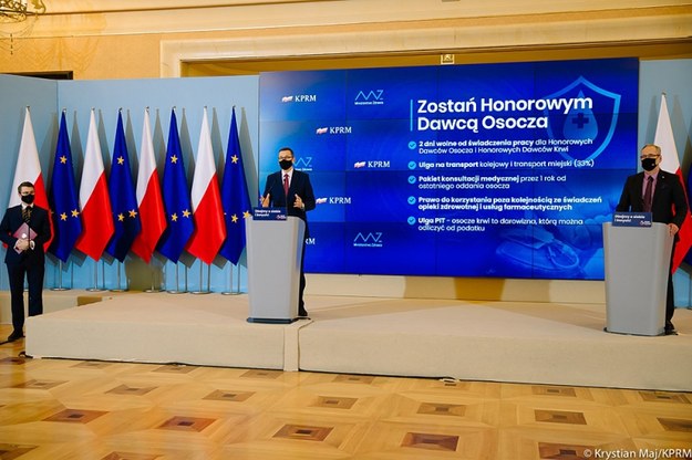 Mateusz Morawiecki i Adam Niedzielski na konferencji dot. oddawania osocza /Krystian Maj/KPRM /