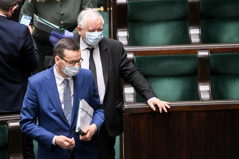 Mateusz Morawiecki i Jarosław Kaczyński / fot Jacek Dominski /Reporter