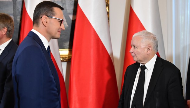 Mateusz Morawiecki i Jarosław Kaczyński /Radek Pietruszka /PAP