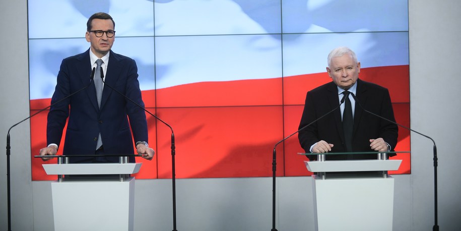 Mateusz Morawiecki i Jarosław Kaczyński / 	Marcin Obara  /PAP