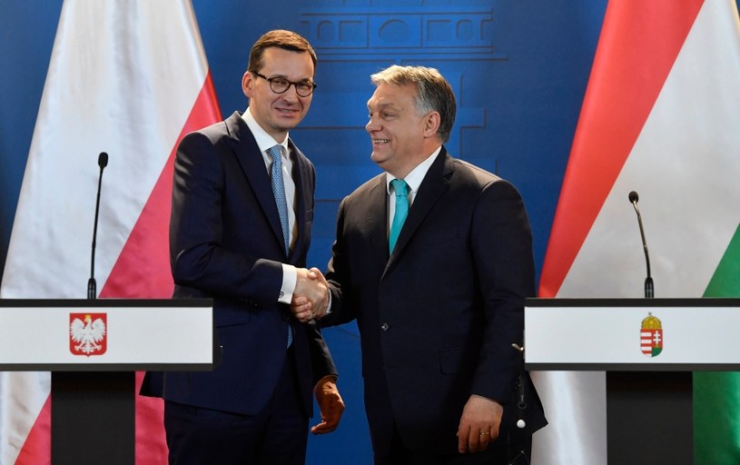 Mateusz Morawiecki i Viktor Orban /PAP/EPA