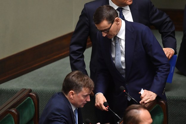 Mateusz Morawiecki i Zbigniew Ziobro /Radosław Pietruszka /PAP