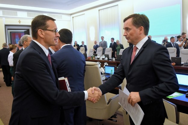 Mateusz Morawiecki i Zbigniew Ziobro /Radek  Pietruszka /PAP