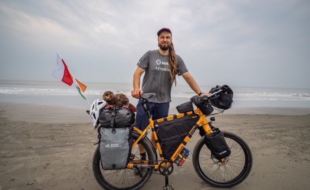 Mateusz Waligóra w drodze na Everest. Rowerem od brzegu oceanu do wnętrza Indii
