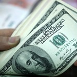 Matka i córka opiekowały się 92-latką. Ukradły jej pond pół mln dolarów