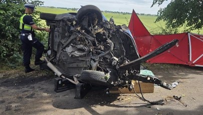 Matka i nastoletnia córka zginęły w wypadku. Apel policji