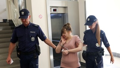 ​Matka zatkała usta i nos 2-letniemu synkowi. Sąd nie uwierzył w wypadek