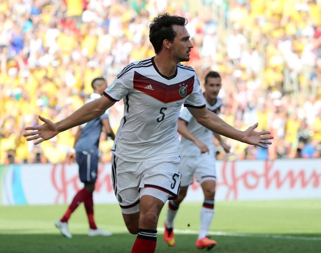 Mats Hummels /PAP/EPA/ABEDIN TAHERKENAREH /PAP/EPA