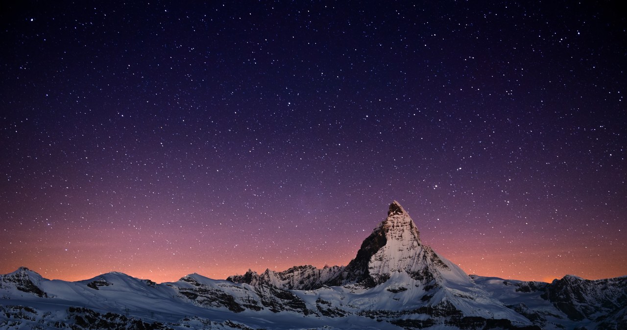 Matterhorn to jeden z najbardziej znanych szczytów na świecie /123RF/PICSEL