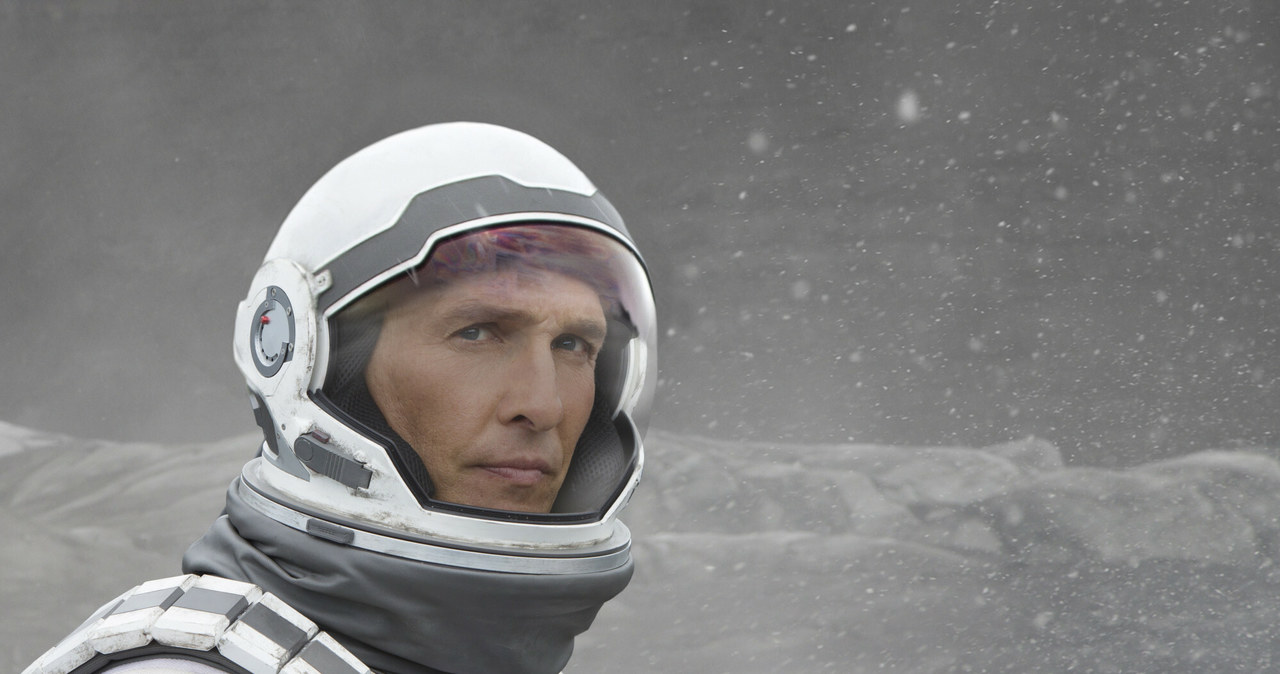 Matthew McConaughey w scenie z filmu "Interstellar" /Warner Bros./Album Online /East News