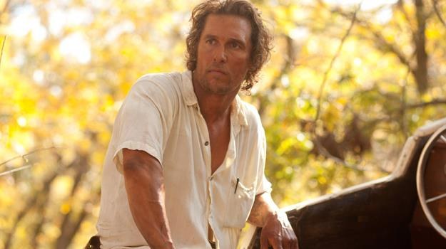 Matthew McConaughey w scenie z filmu "Uciekinier" /materiały dystrybutora