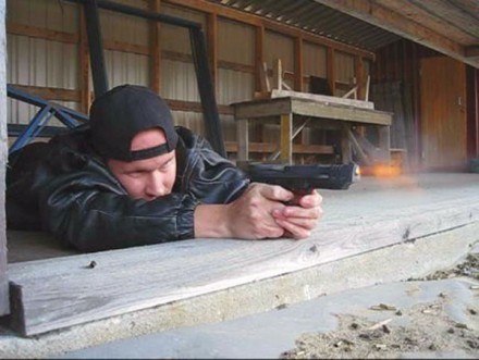 Matti Saari na strzelnicy /AFP