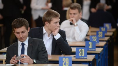 Matura 2015. Tematy z polskiego w liceum: "Lalka" Prusa i wiersz amerykańskiej poetki