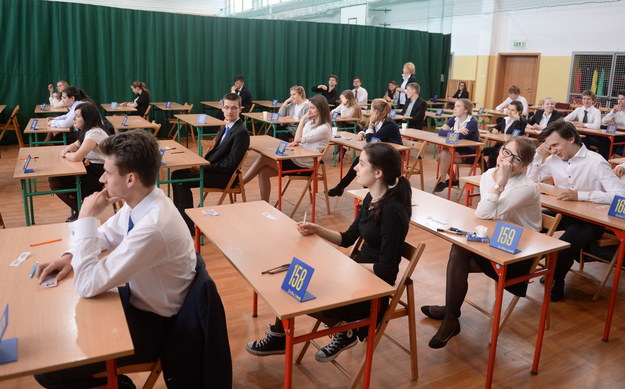 Matura 2015: We wtorek uczniowie pisali egzamin z matematyki /Bartłomiej Zborowski /PAP