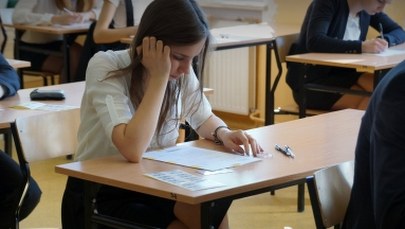 Matura 2016. Dwa tys. maturzystów jeszcze raz napisze egzamin z informatyki - z powodu błędu