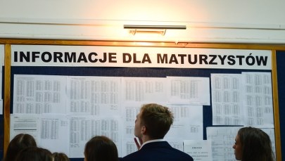 Matura 2017: Fizyka na poziomie rozszerzonym [ARKUSZ i ROZWIĄZANIA]