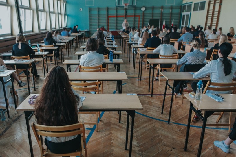 Matura 2022. "Jeśli ktoś zrobił zadania z arkuszy CKE z poprzednich lat, powinien zdać" /Krzysztof Zatycki/Forum /Agencja FORUM